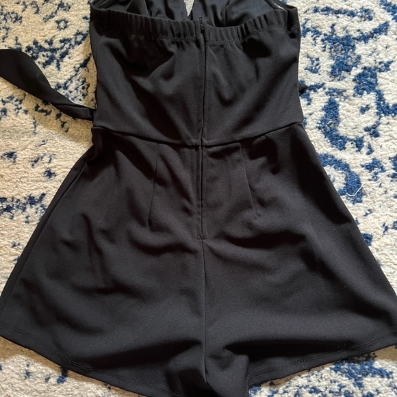 NWT black romper - Picture 3 of 6
